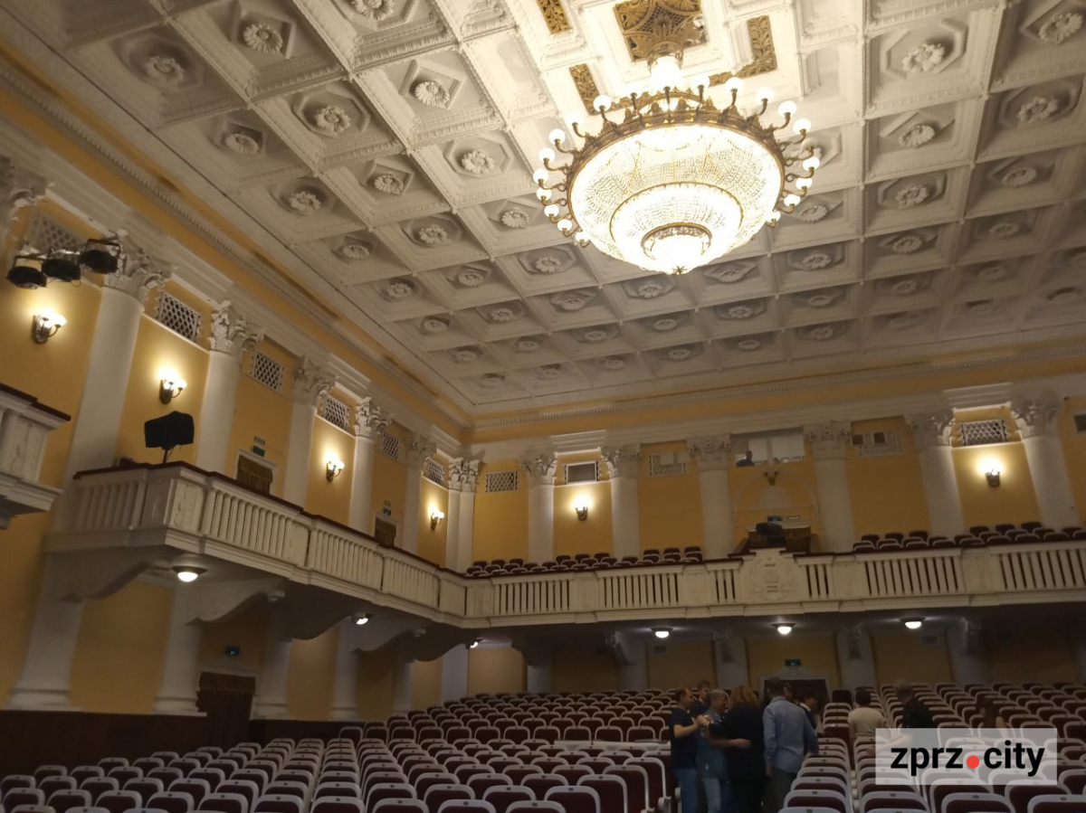 У Запоріжжі яскраво закриють симфонічний сезон із зірковими гостями - фото з репетиції