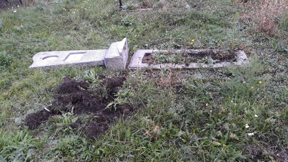 У Запорізькій області російські військові розкопують могили: подробиці