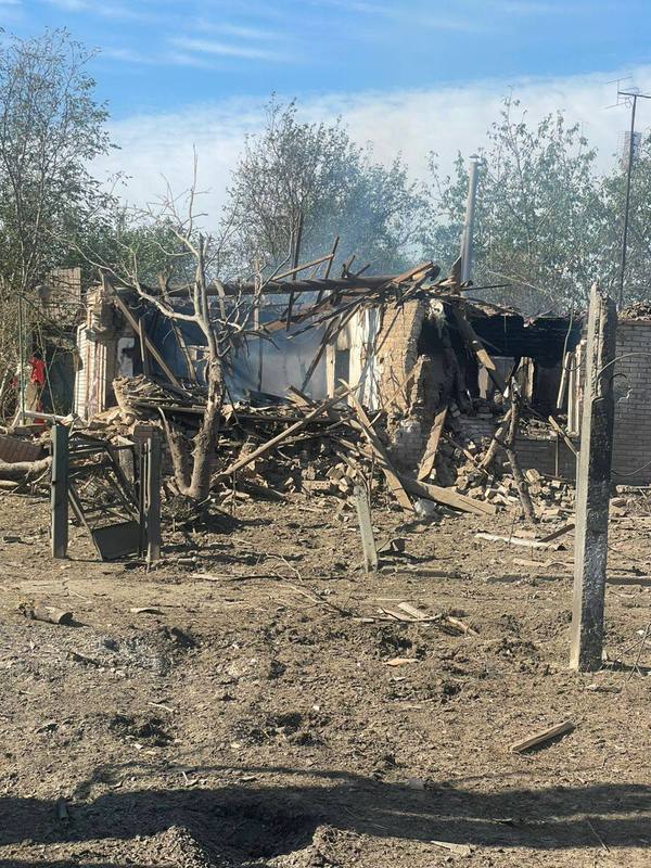 Руйнування та поранення: за добу ворог обстріляв 20 міст і сіл Запорізької області