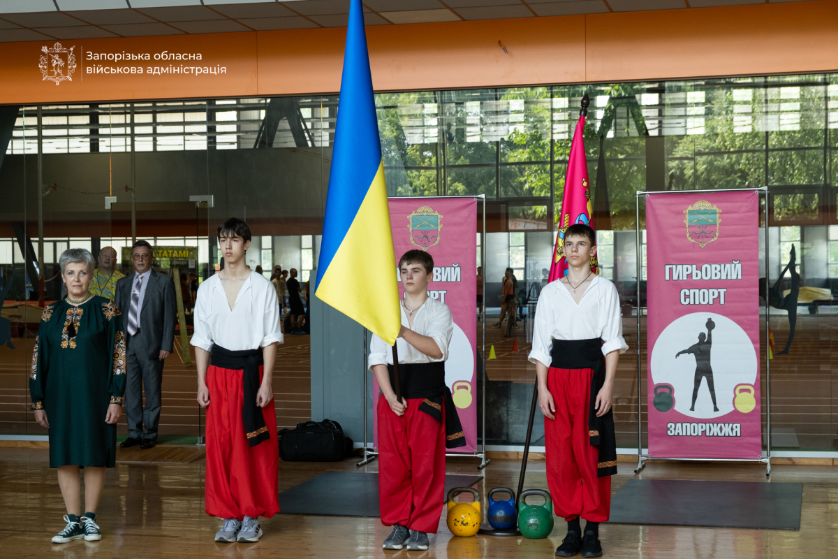 В Запоріжжі вперше відбулися Обласні спортивні ігри з гирьового спорту для ветеранів - фото, відео