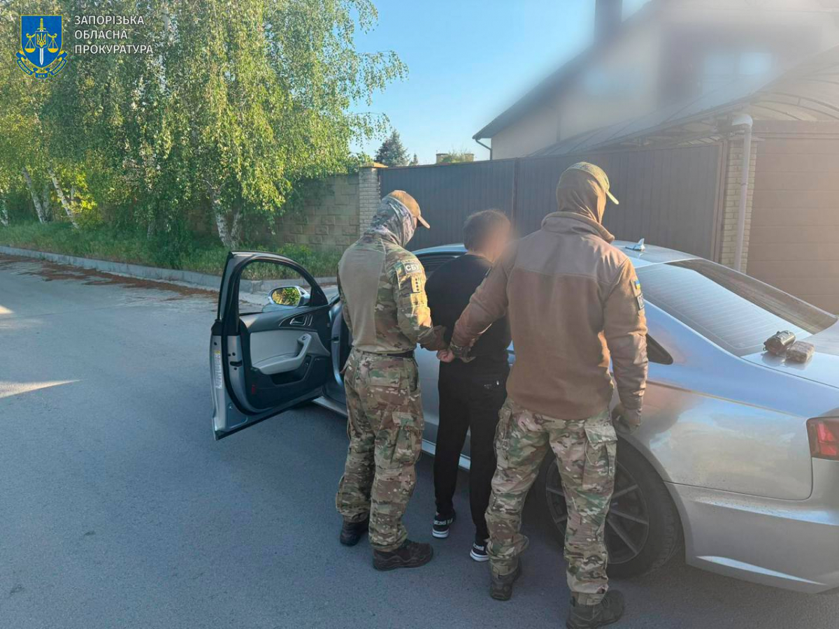 Завозили у банках з дитячим харчуванням і кормом для тварин - двоє родичів із Запоріжжя створили міжнародний наркосиндикат (фото, відео)