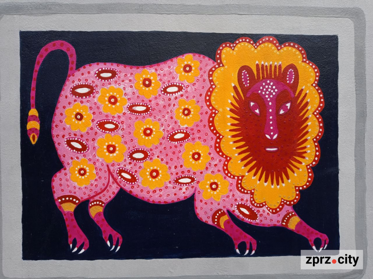 На запорізькій багатоповерхівці стало ще більше фантастичних звірів - фото