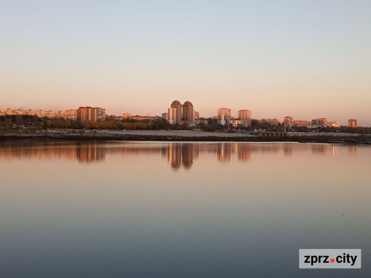 Як виглядало узбережжя Хортиці в останній день жовтня: ексклюзивний фоторепортаж