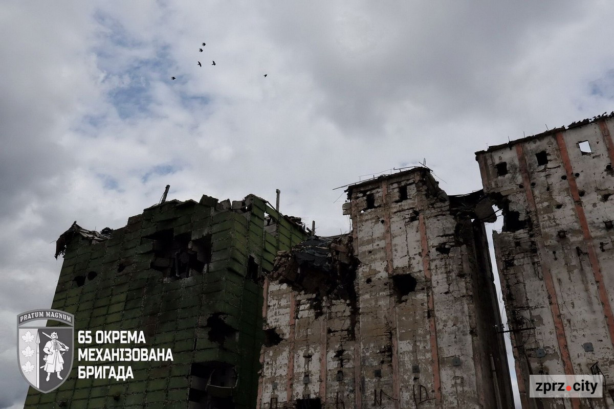 Оріхівська залізнична станція після обстрілів: кадри руйнувань шокують (фото)