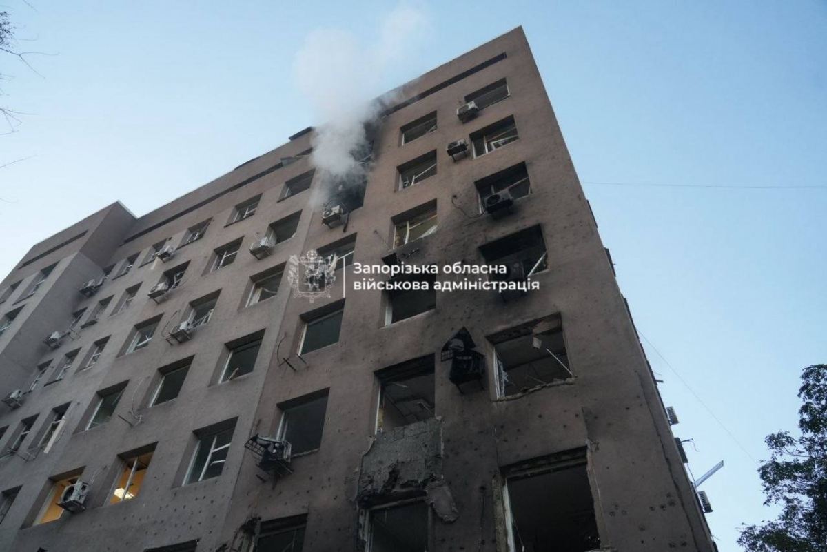 Вранці 25 вересня росіяни двічі вдарили по цивільних об'єктах міста