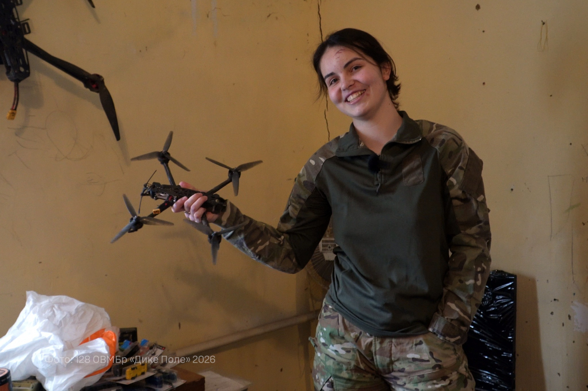 Мирослава - студентка з Харкова керує дронами на Запорізькому напрямку 