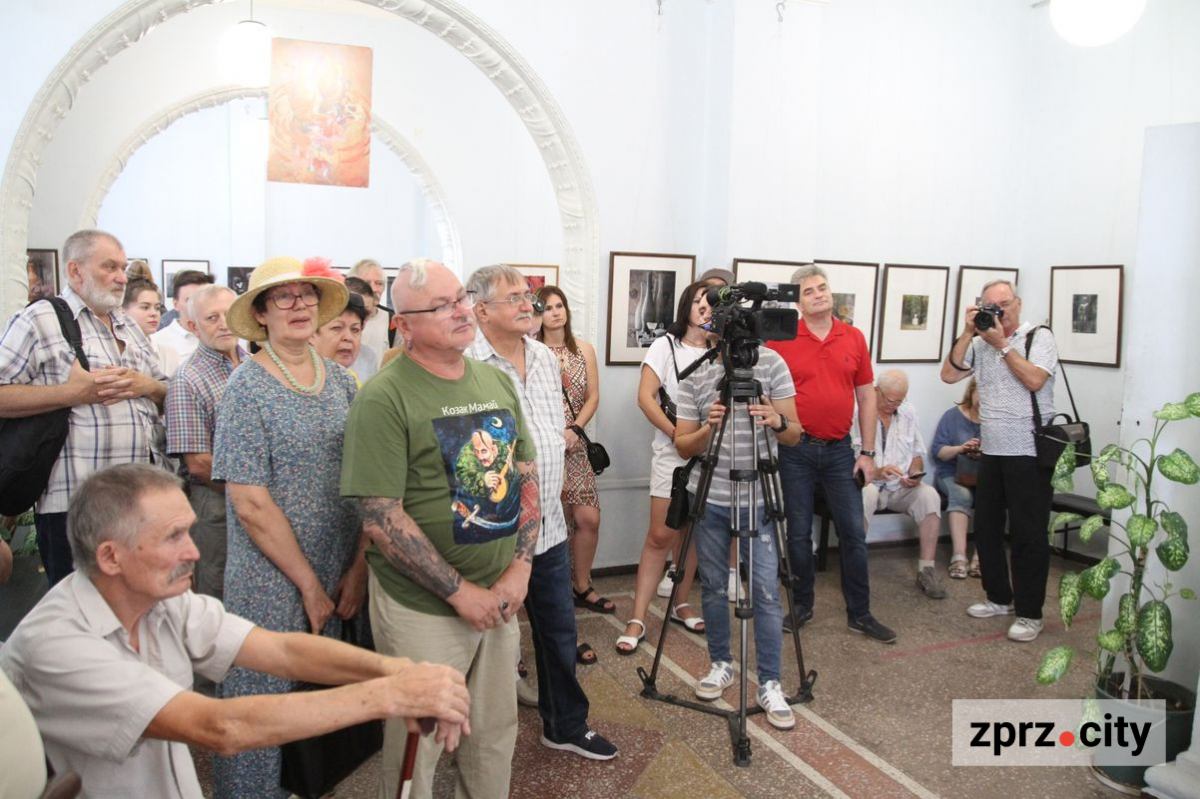 Запорізький фотохудожник показав дивовижні роботи, про які не можна розповісти словами - фото