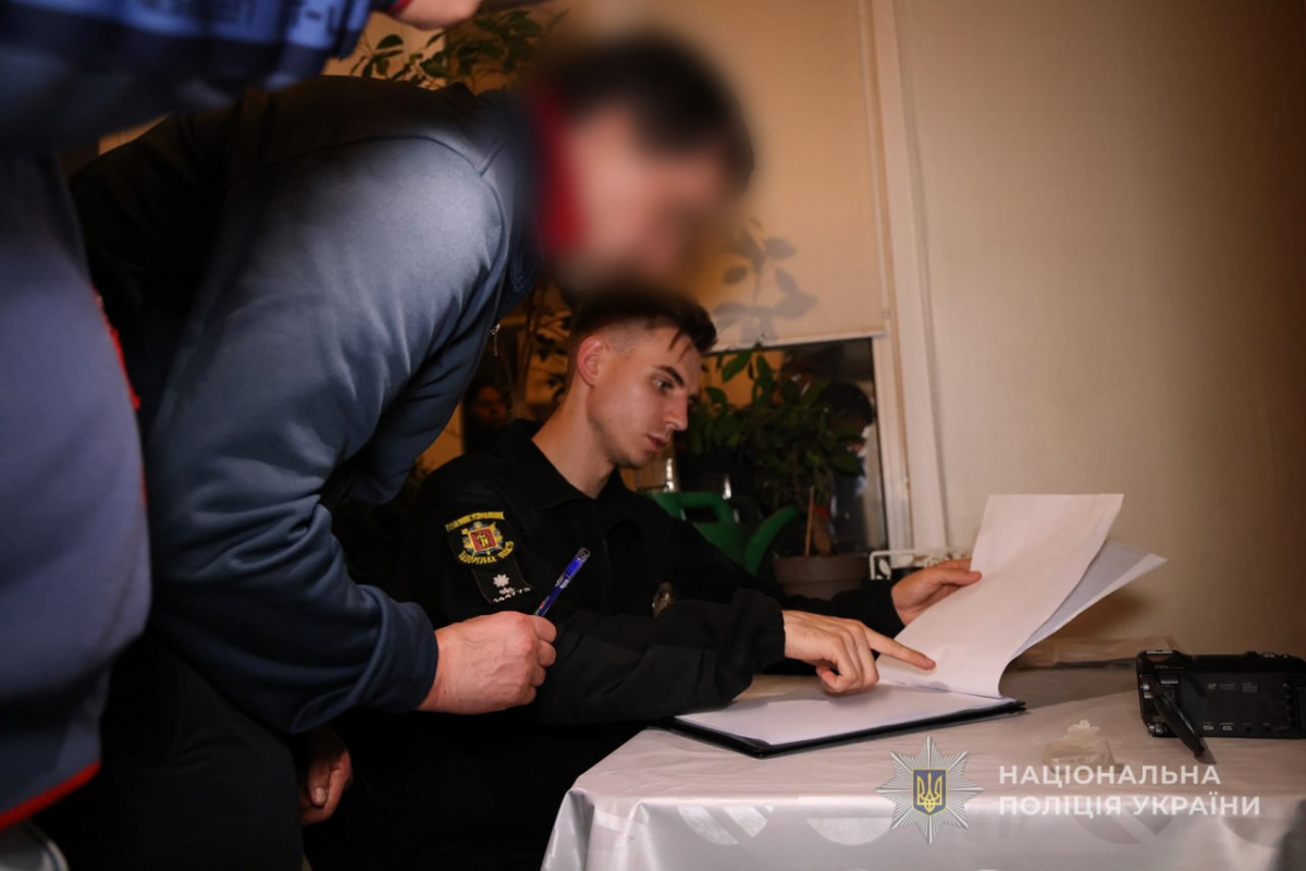 Розстріляв знайомого на вулиці - у Запоріжжі затримали підозрюваного у вбивстві (фото, відео)