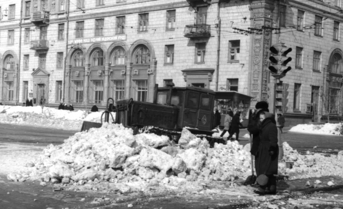 Шведська погода: запоріжці XX століття дивують нас своїми зимовими справами