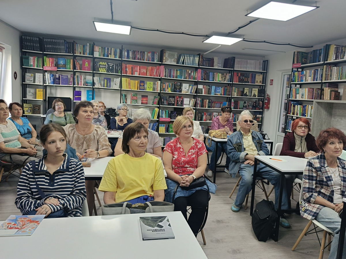 У Запоріжжі американець вивчає українську мову - як долучитись до безкоштовних курсів