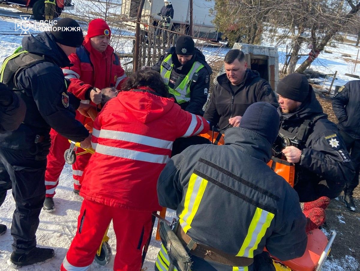 У Запоріжжі та районі на пожежах врятували трьох чоловіків (фото)