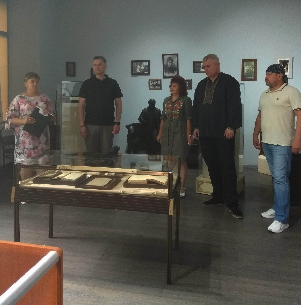 У запорізькому музеї показали першу українську книгу, видану у Бахмуті - фото