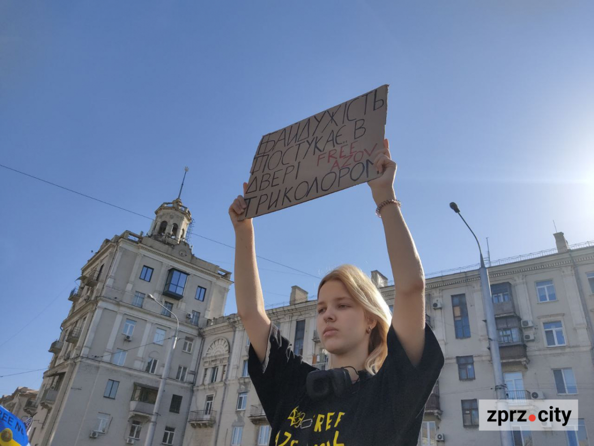 Бути їхнім голосом - у Запоріжжі відбулася акція на підтримку полонених захисників (фото)