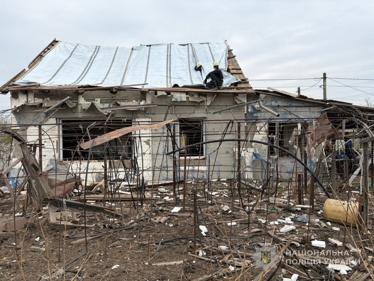 Авіаудар КАБами по Запорізькому району: внаслідок атаки постраждали мешканки селища Балабине