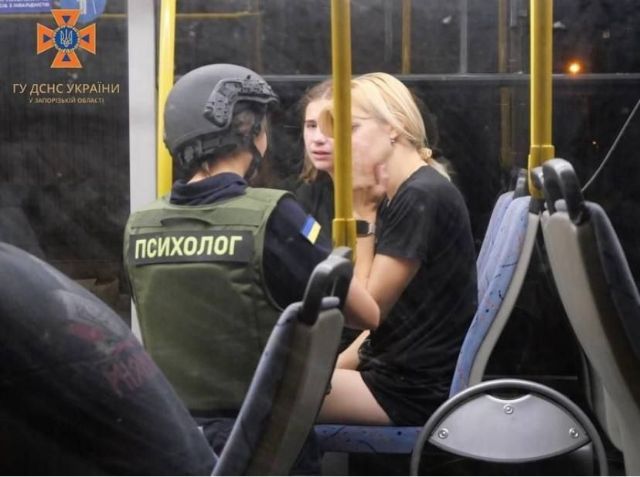 "Пам’ятаю всі" — психолог ДСНС у Запоріжжі розповіла про найважчі виїзди та роботу на місцях прильотів (фото)