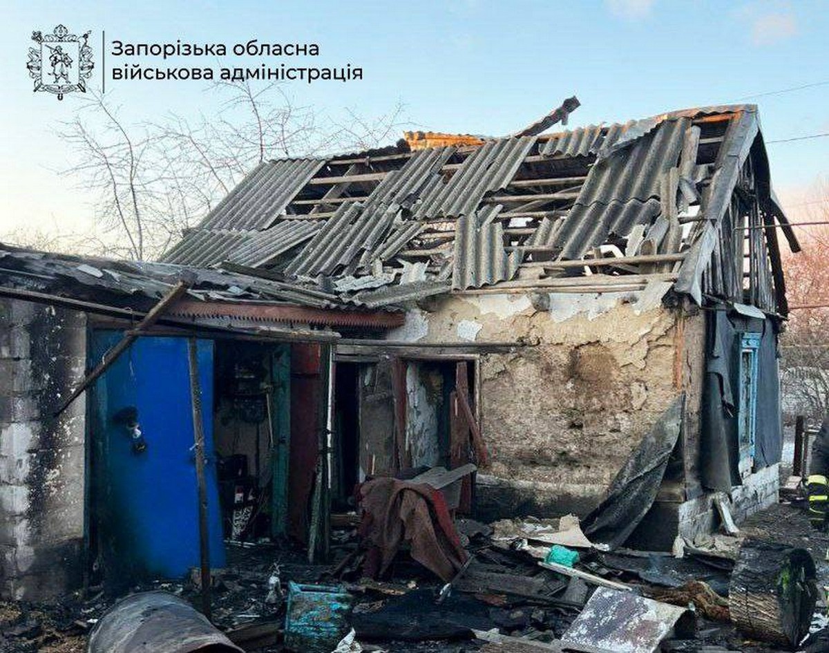 Ворог атакував Запорізьку область - є поранені, фото:  ЗОВА