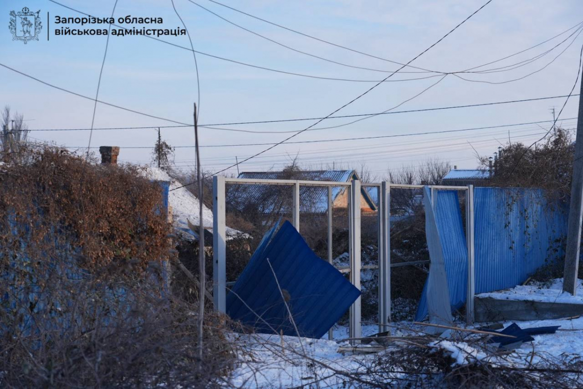 Екологи зафіксували наслідки обстрілу Запоріжжя — що виявили у Шевченківському районі (фото)