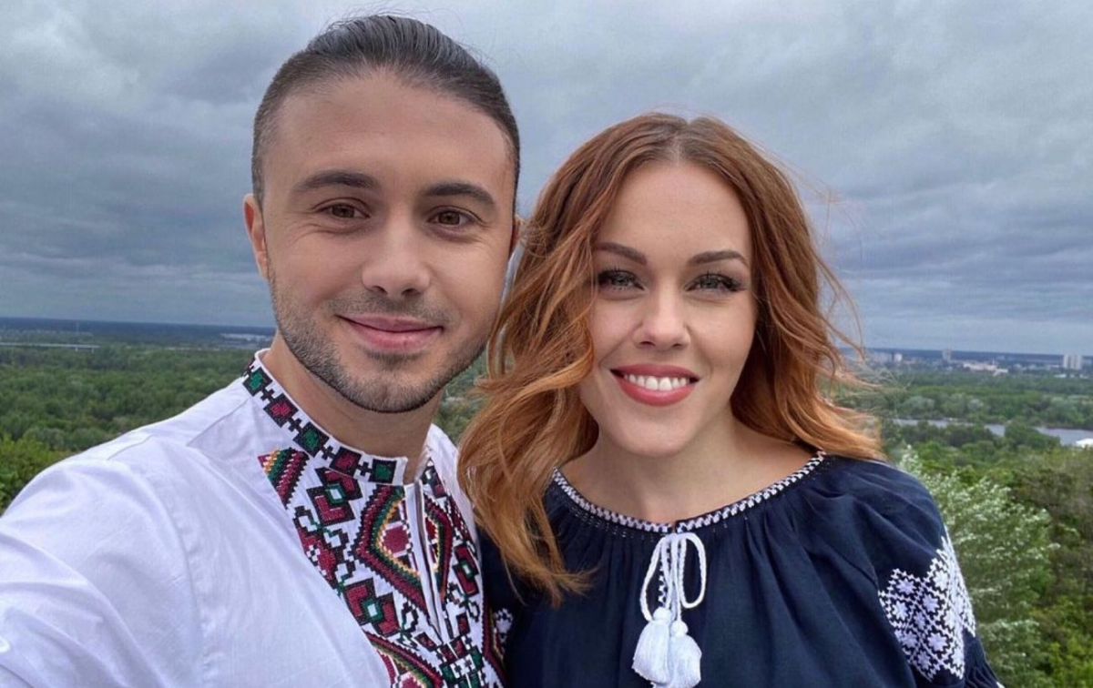 Після 12 років разом - лідер гурту "Антитіла" та запорізька співачка Олена Тополя повідомили про розлучення