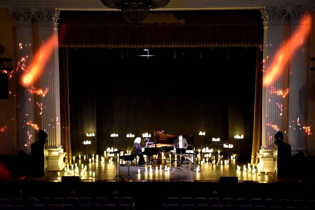 «Мелодії при свічках» -  у запорізькій філармонії пройшов дуже атмосферний концерт