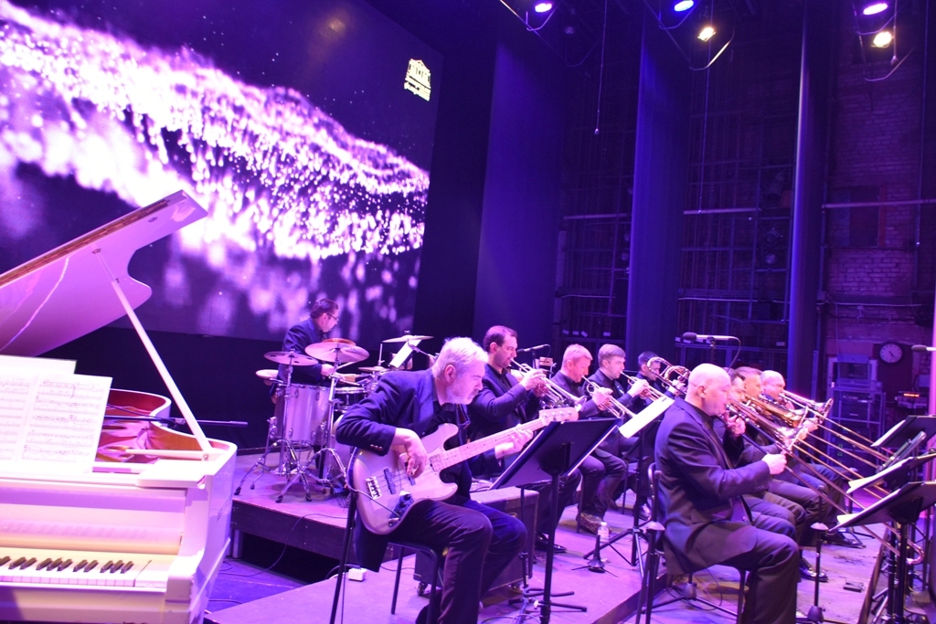 Новий джазовий колектив зіграв у Запоріжжі перший концерт - фото