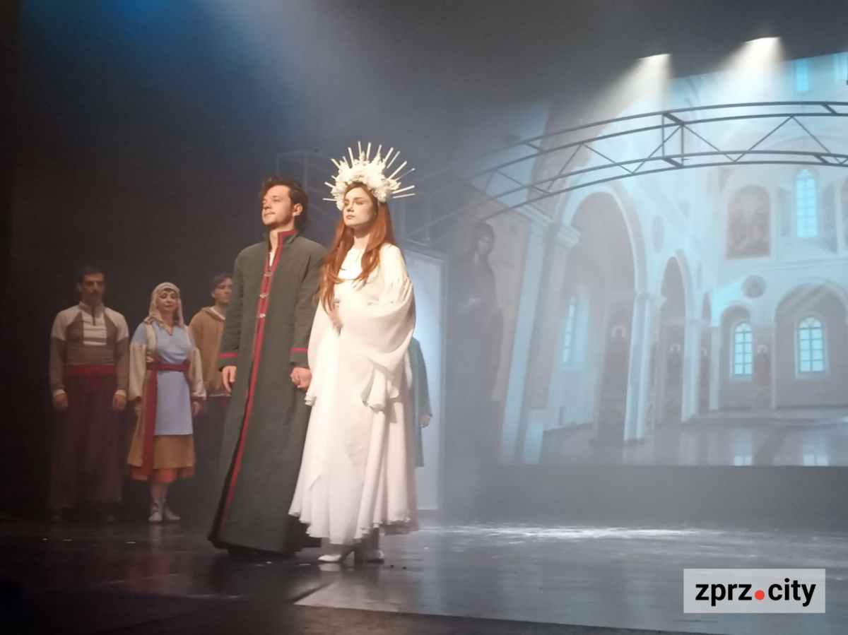 Дарк-фентезі  "Хома"