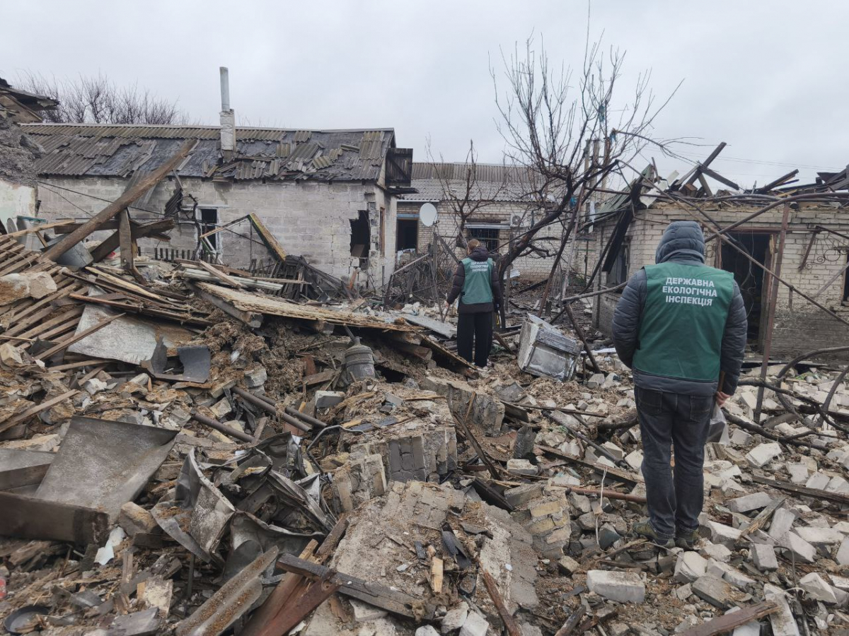 Удар по Запоріжжю: екологи дослідили місця прильотів у трьох районах (фото)