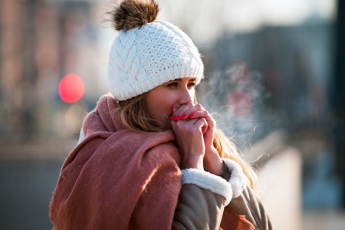 Щоб не було переохолодження: як швидко зігріти руки взимку без рукавиць – корисні поради 