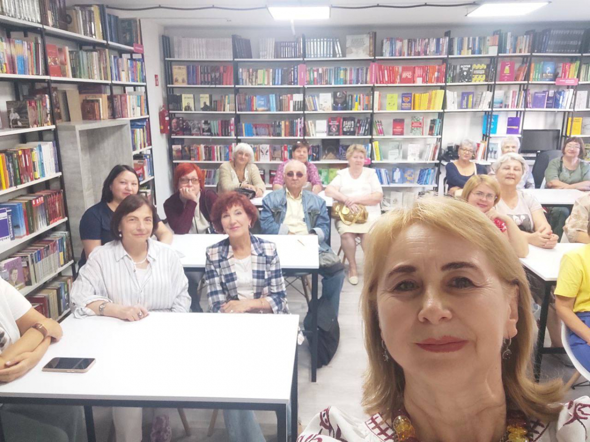 У Запоріжжі американець вивчає українську мову - як долучитись до безкоштовних курсів