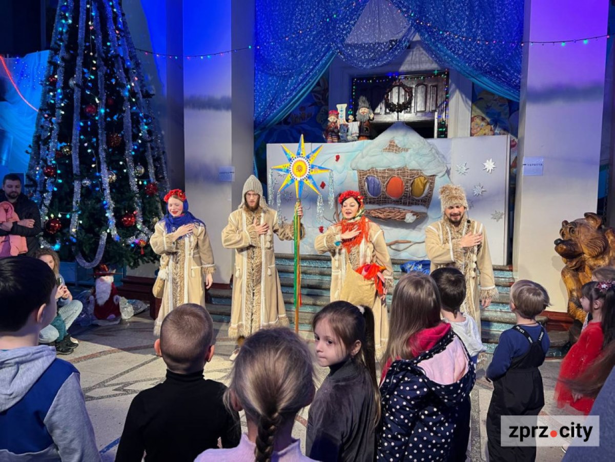 У Запорізькому театрі ляльок продовжать новорічні вистави - що ще покажуть у січні