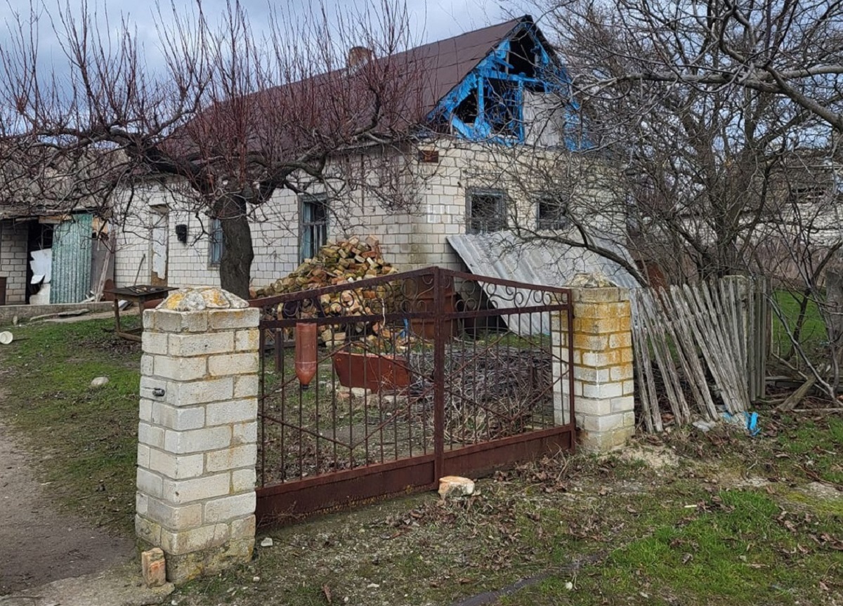 Невчасно повернувся - внаслідок артобстрілу Приморського загинув чоловік, який раніше евакуювався з села