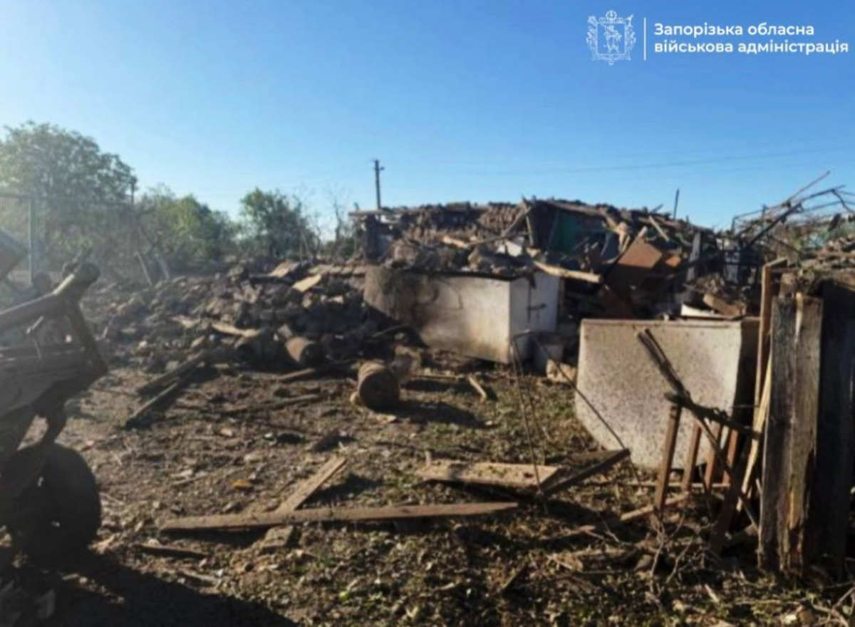 Поранені люди - вранці ворог обстріляв село у Запорізькій області