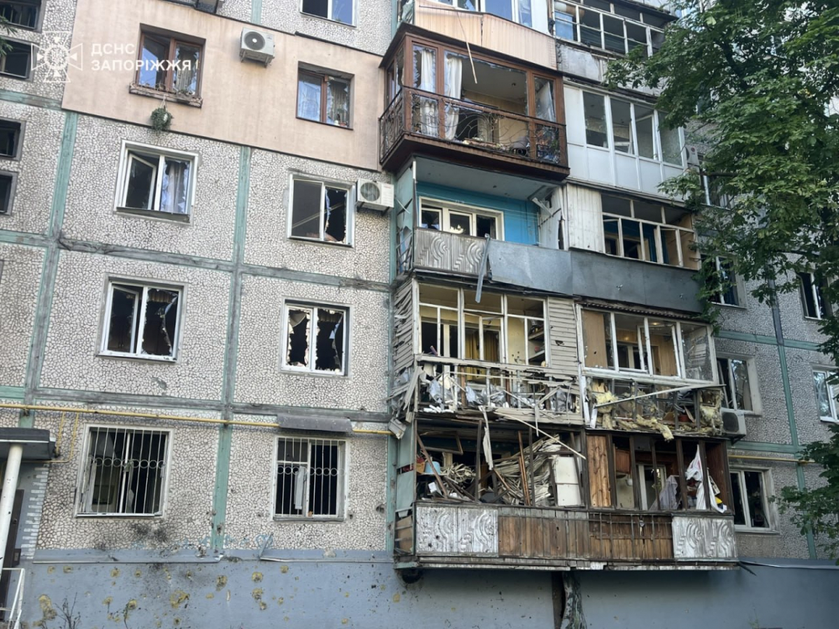 Росія атакувала Запоріжжя: є загиблі та поранені, пошкоджено інфраструктуру (фото, відео) 