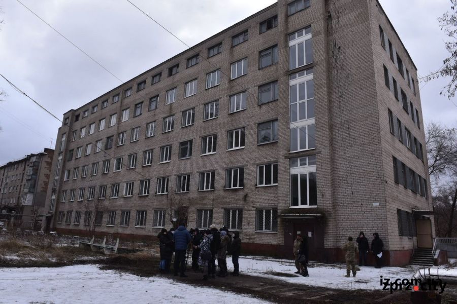 Бригаде теробороны Запорожской области отдали разграбленные мародерами здания - фото