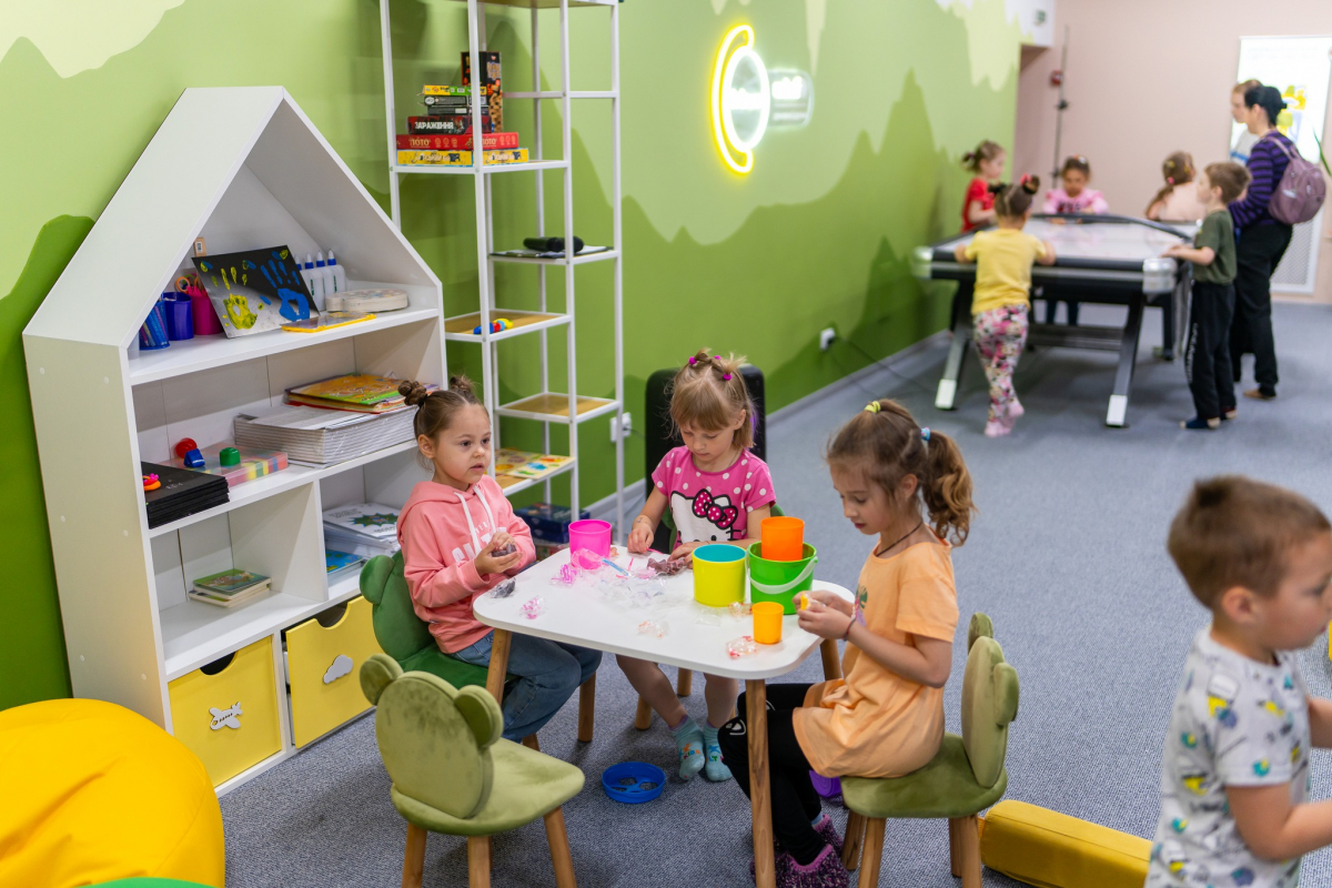 У Запоріжжі працює перший мультифункціональний центр ЮНІСЕФ - які безкоштовні заходи для дітей там пропонують