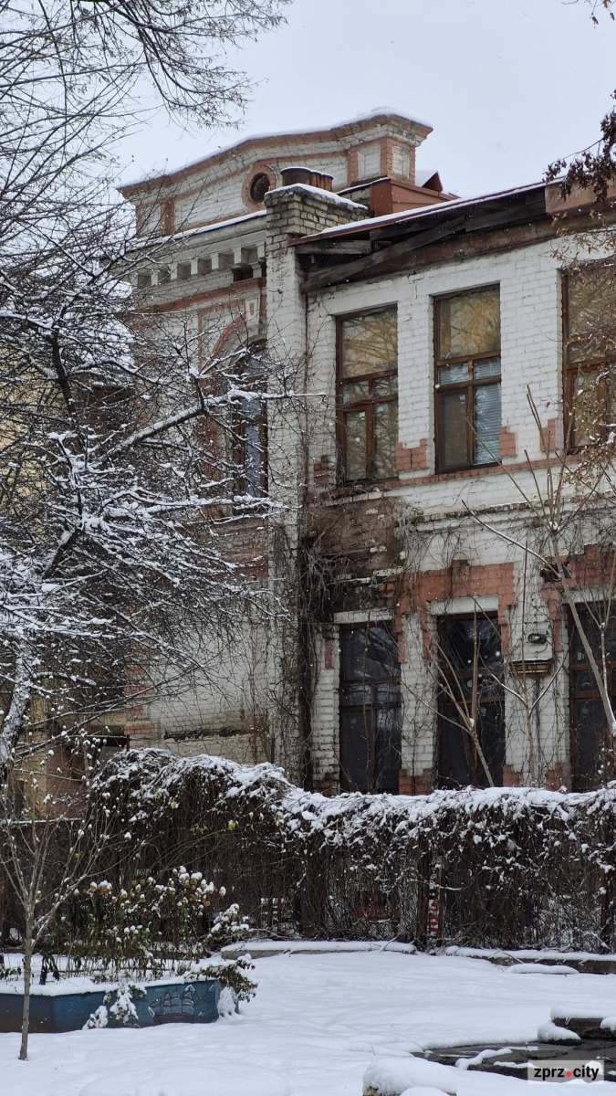 Архітектурна пам’ятка XIX століття - у Запоріжжі зберігся особняк промисловця Бадовського (фото)