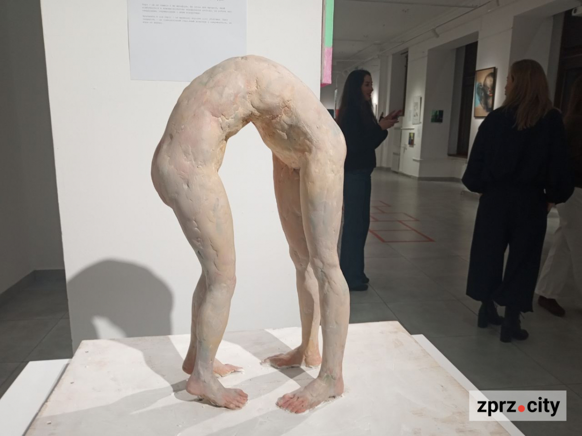 У Запоріжжі показали незвичайні скульптури та ще багато класних творів сучасного мистецтва - фото