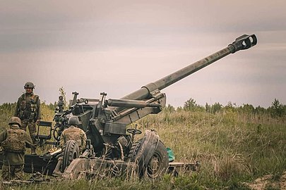 На передовій в Запорізькій області артилеристи нищать ворогів з іноземних гармат - відео