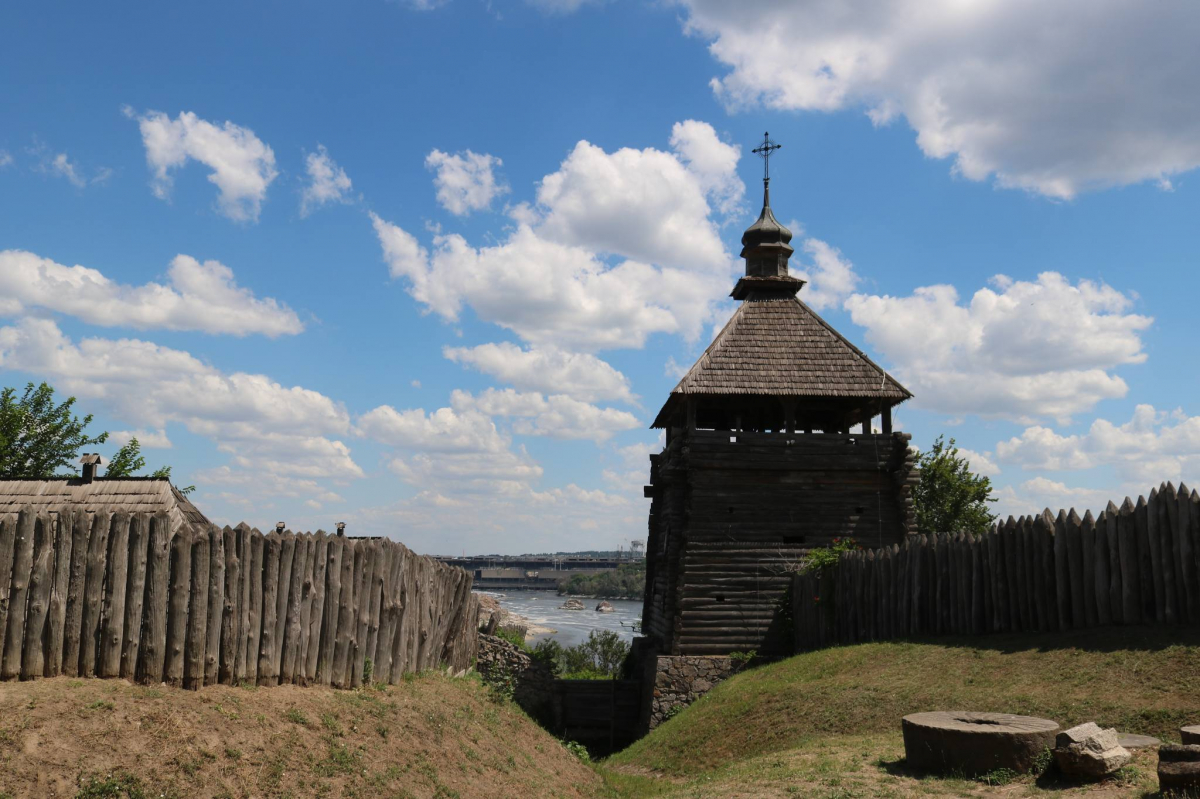 Відновлюємося за допомогою мистецтва - куди піти у Запоріжжі та поліпшити свій моральний стан