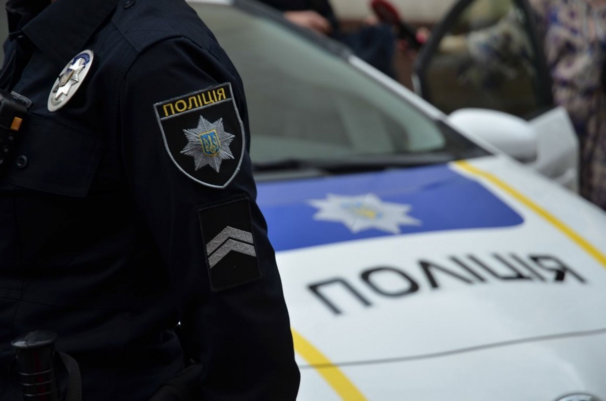 Ходив по району в німецькій формі – у Запоріжжі затримали "жартівника" з гранатою (фото)