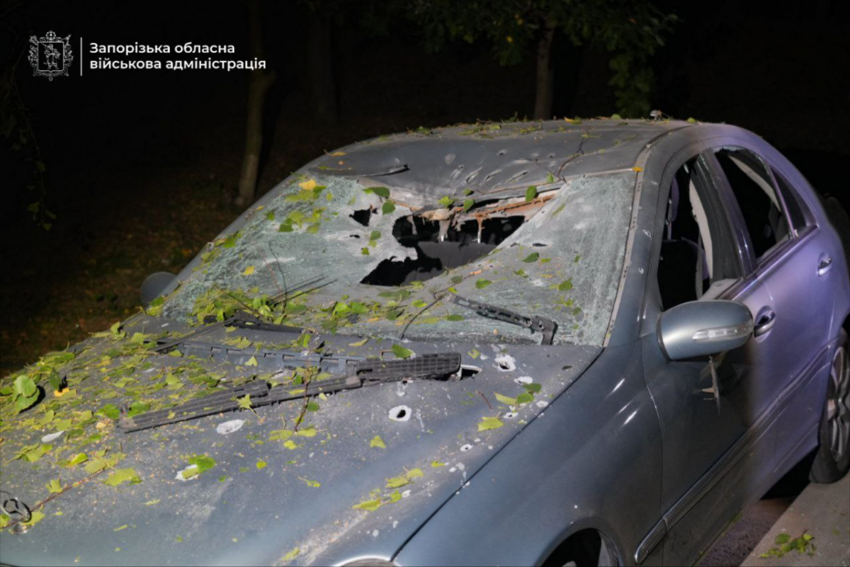 Били з РСЗВ та авіацією - росіяни обстріляли Запоріжжя та Запорізьки район, є загиблий та поранені (фото, відео)