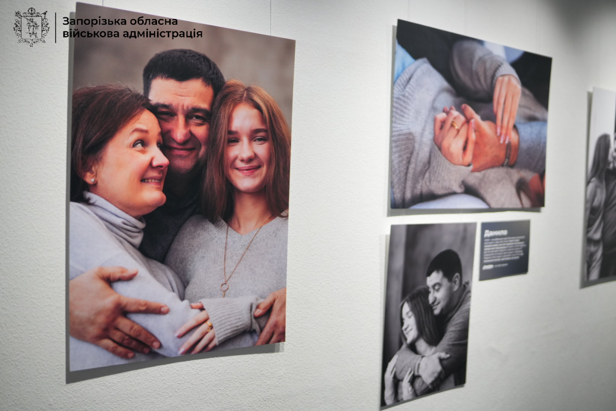 "Завдяки собаці я познайомився з майбутньою дружиною" - на виставці розповіли, що надає сили запорізьким ветеранам 