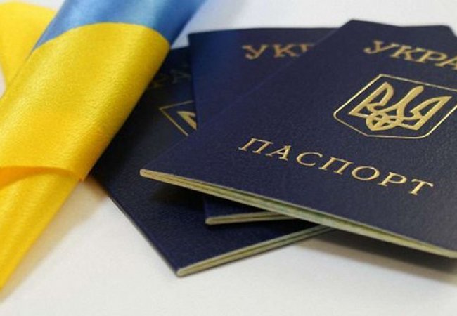 Переховувався 6 років у Запоріжжі – поліцейські депортували іноземця з країни