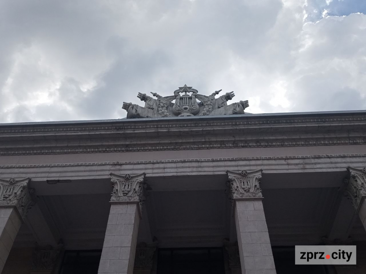 У Запоріжжі яскраво закриють симфонічний сезон із зірковими гостями - фото з репетиції