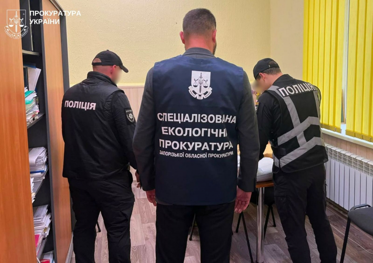Гектари оформлював на родичів: на Запоріжжі голова громади провернув земельну схему (фото)