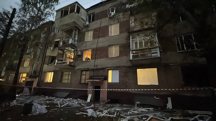 «Такі вибухи були, що вікна летіли»: жителі Запоріжжя розповіли про нічну атаку