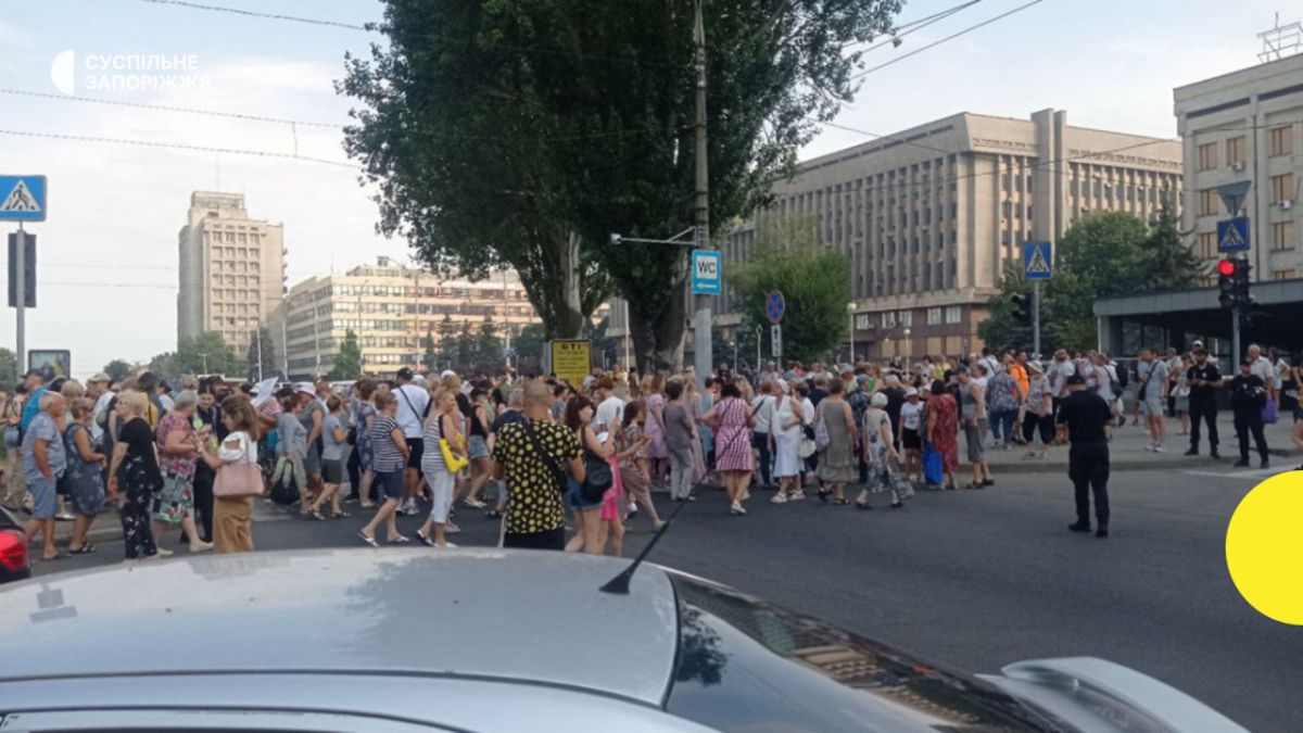 Хто стоїть за мітингами проти відключення світла в Запоріжжі - відомий експерт прокоментував "народні" протести