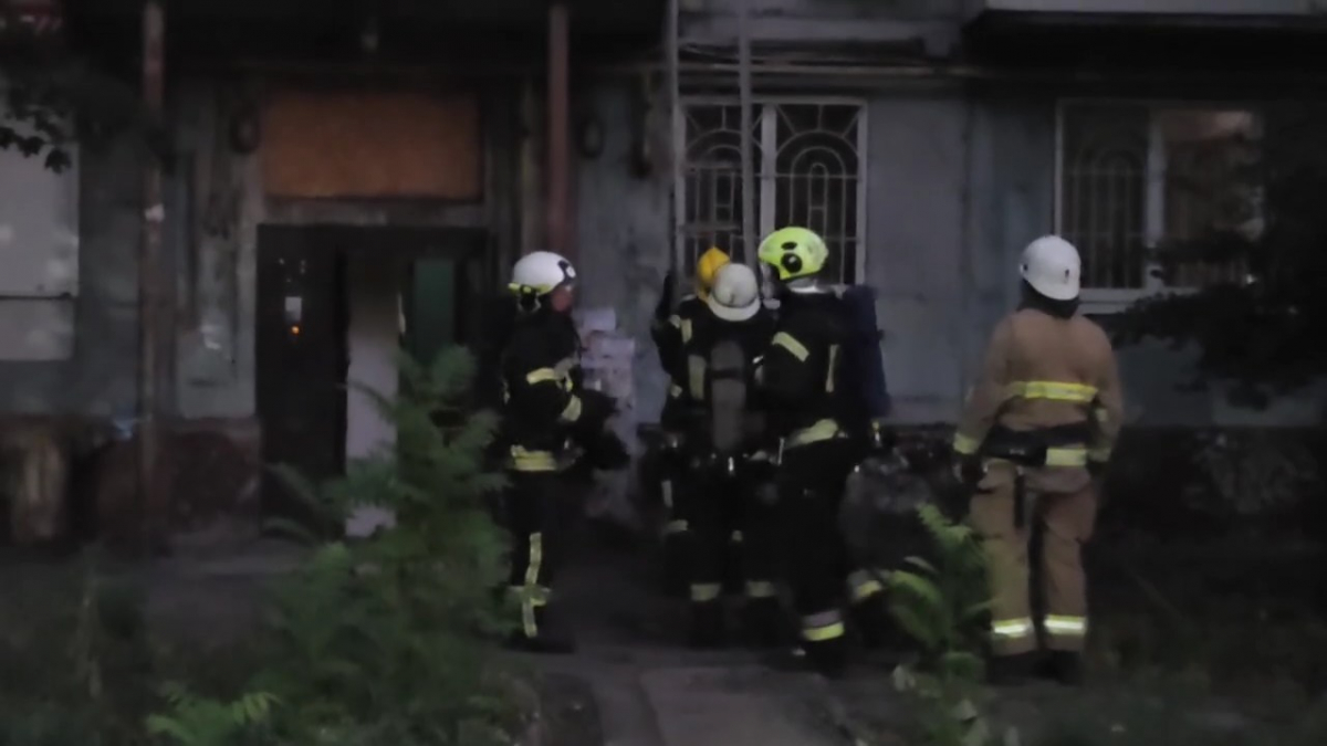 У Запоріжжі врятували квартиру від пожежі – дим першим помітив мешканець будинку (відео)