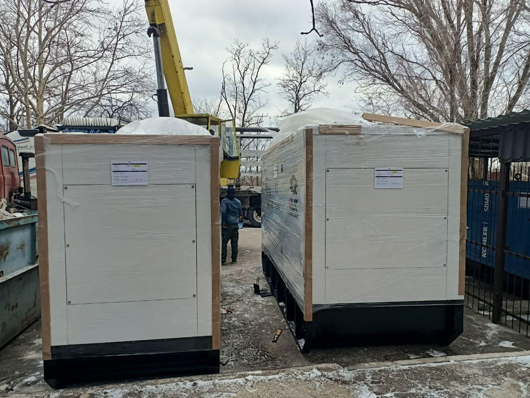 Європейці допомогли з електропостачанням: ключові медзаклади Запорізької області отримали генератори (фото)