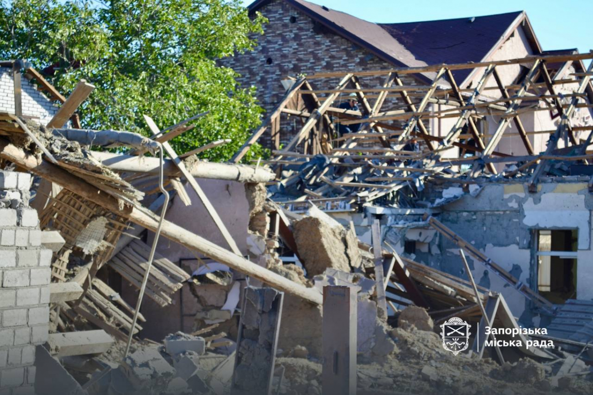 Ранкова атака по Запоріжжю - уламки пошкодили газопроводи високого тиску (фото)