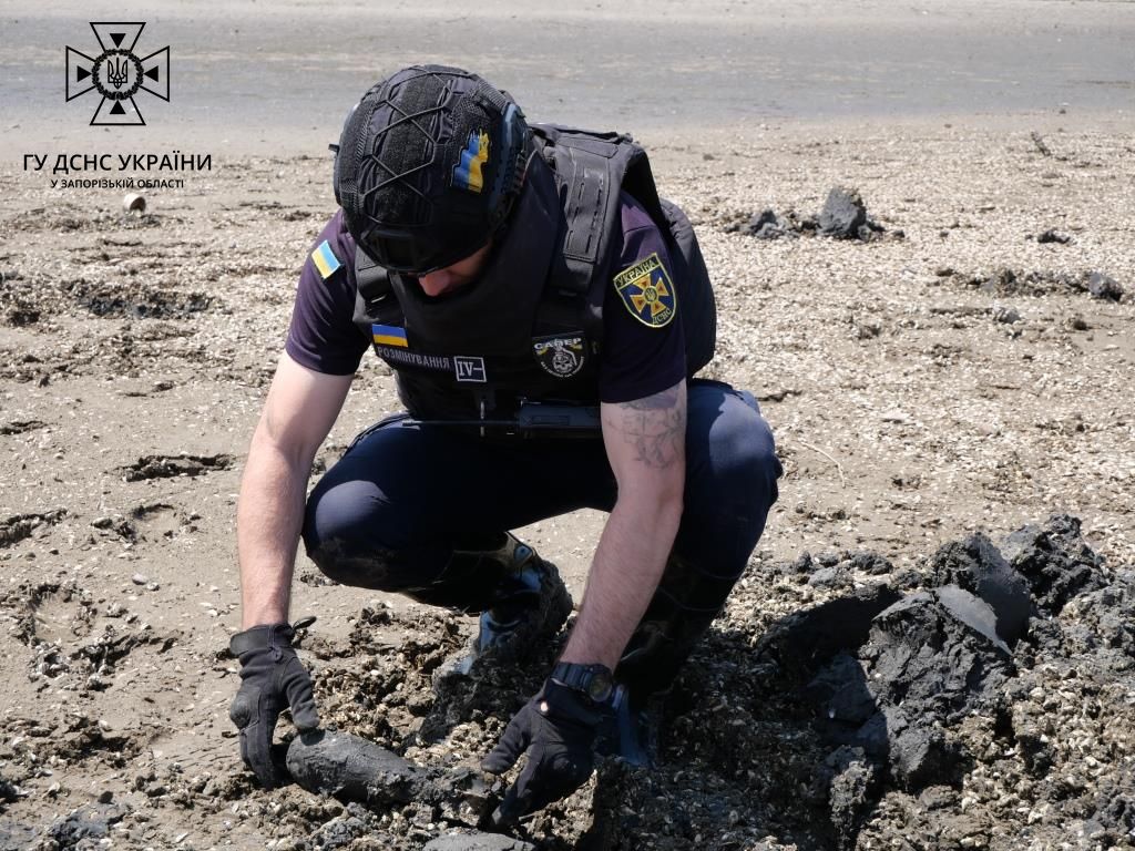 Вода йде і залишаються міни: мешканець Запорізького району натрапив на небезпечну знахідку